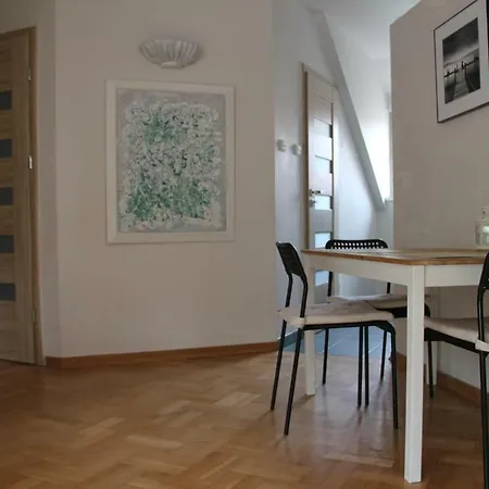 شقة Starowka Apartament